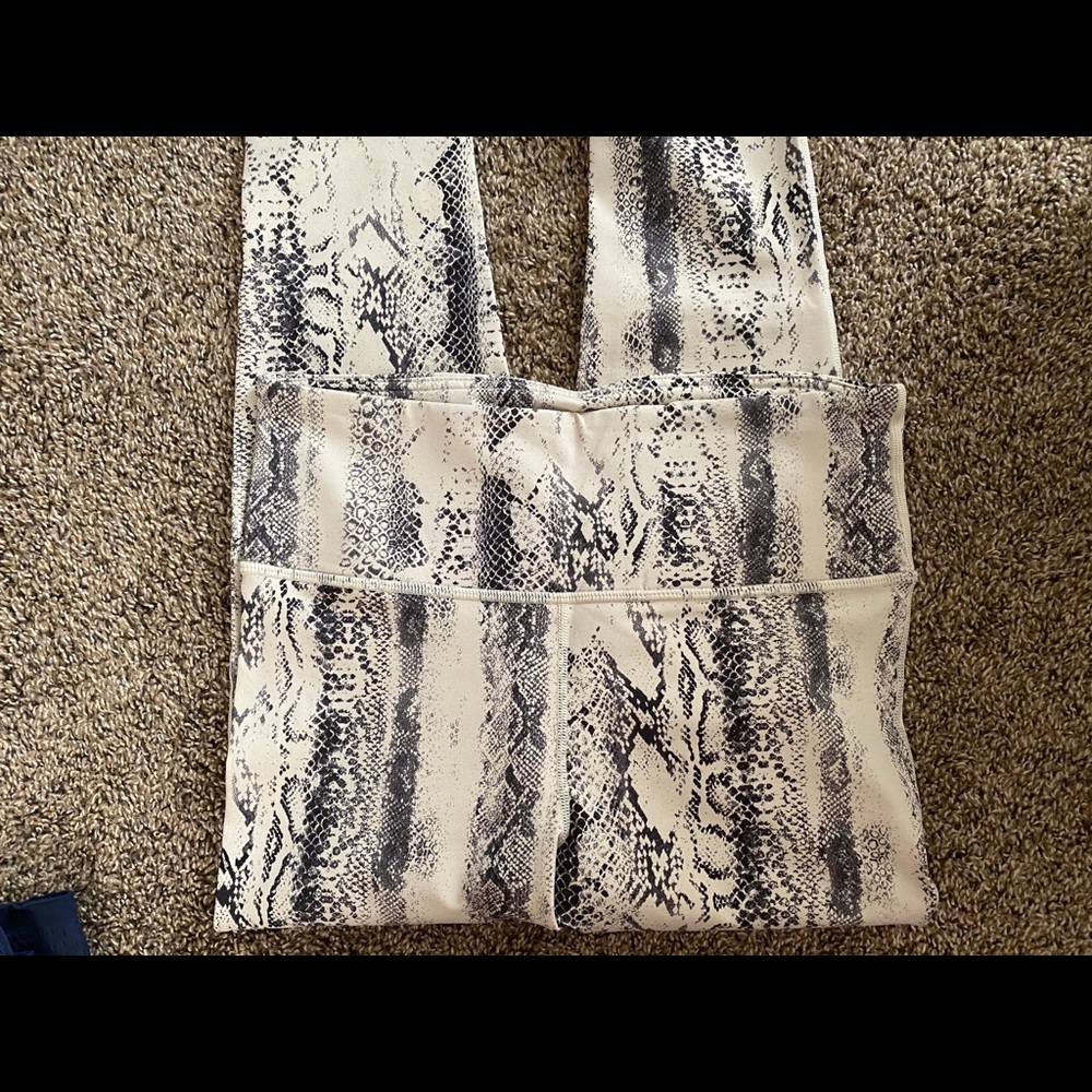 Snake Print Leggings